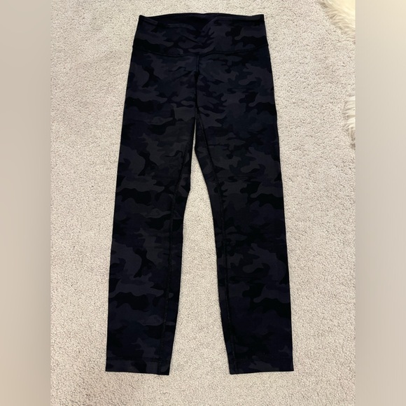 Lululemon Camo Leggings - Picture 2 of 4